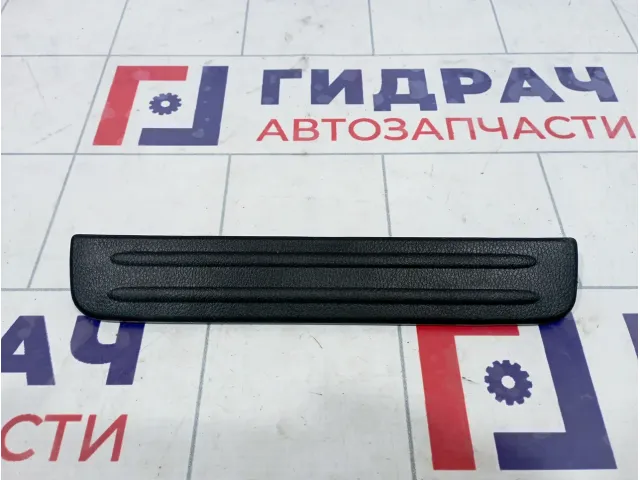 Накладка порога внутренняя задняя левая Nissan Primera (P12) 769B3-AU000
