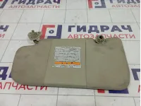 Козырек солнцезащитный правый Nissan Primera (P12) 96400-AU061