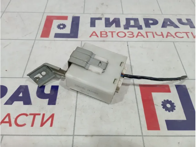 Блок электронный Nissan Primera (P12) 28595-AU000