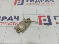 Активатор замка багажника Nissan Primera (P12) 84680-AU000