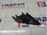 Крышка зеркала внутренняя правая Nissan Primera (P12) 80292-AU000