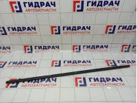 Накладка стекла заднего левого Nissan Primera (P12) 82821-AU000