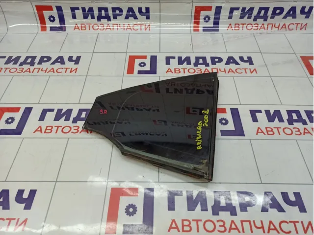 Стекло двери задней правой (форточка) Nissan Primera (P12) 82220-AU020