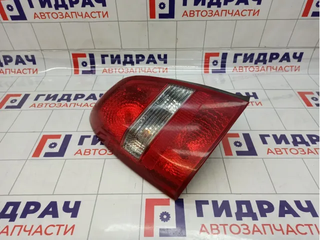 Фонарь задний левый Nissan Primera (P12) 26555-AU025