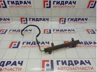 Рейка топливная (рампа) Nissan Primera (P12) 17520-8H301