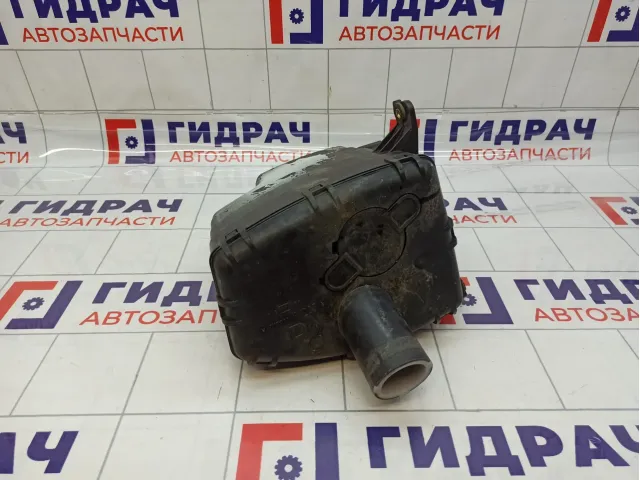 Резонатор воздушного фильтра Nissan Primera (P12) 16585-6N205