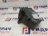 Резонатор воздушного фильтра Nissan Primera (P12) 16585-6N205