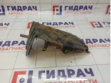 Крепление АКБ Nissan Primera (P12)