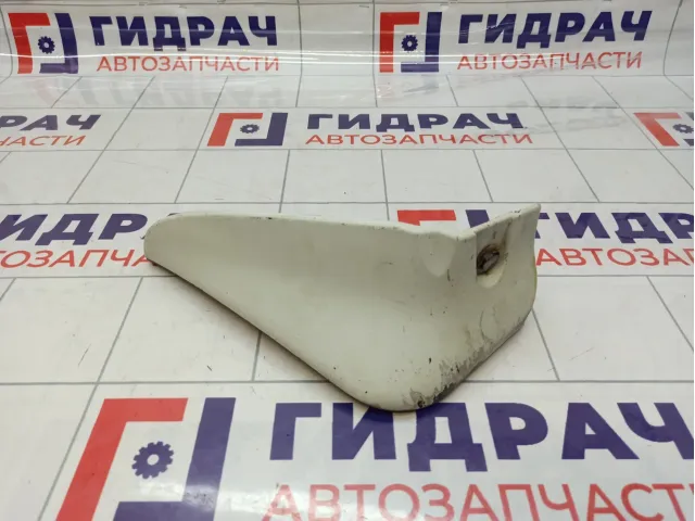 Брызговик задний левый Nissan Primera (P12)