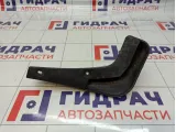Брызговик задний правый Nissan Primera (P12)