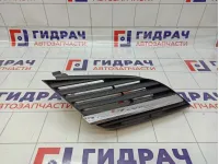 Решетка радиатора правая Nissan Primera (P12) 62320-AU000