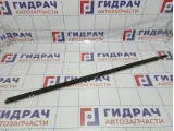 Накладка стекла переднего правого Nissan Primera (P12) 80820-AV600