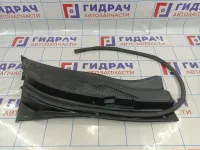 Решетка стеклоочистителя правая Nissan Primera (P12) 66862-AU315