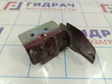 Кронштейн переднего бампера правый Nissan Primera (P12) 62292-BV030