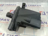 Резонатор воздушного фильтра Nissan Primera (P12) 16585-AU000