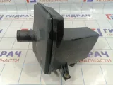 Резонатор воздушного фильтра Nissan Primera (P12) 16585-AU000