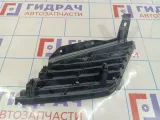 Решетка радиатора правая Nissan Primera (P12) 62320-AU300