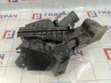 Корпус воздушного фильтра Nissan Primera (P12) 16500-BM70A