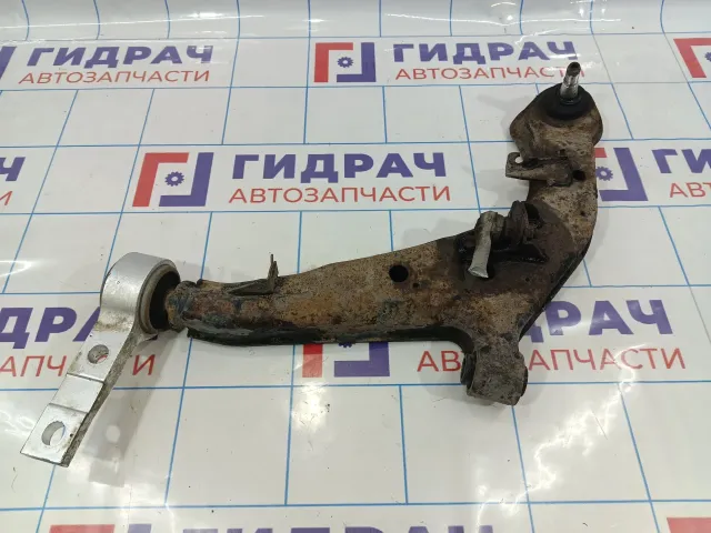 Рычаг передний нижний левый Nissan Primera (P12) 54501-AV606