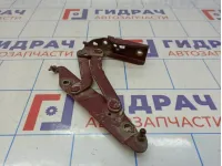 Петля крышки багажника правая Nissan Primera (P12) 84400-AV630
