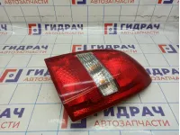 Фонарь задний правый Nissan Primera (P12) 26550-AU300