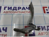 Петля капота правая Nissan Primera (P12) 65400-AV630