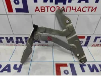 Петля крышки багажника левая Nissan Primera (P12) 84401-AV630