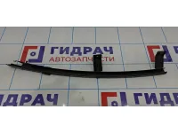 Направляющая стекла двери передняя левая Nissan Primera (P12) 80215-AV600