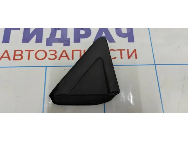 Накладка на крыло задняя левая Nissan Primera (P12) 78127-AV610