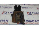 Крепление АКБ Nissan Primera (P12) 64860-5M420