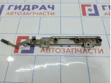 Рейка топливная Nissan Primera (P12) 17520-AU305