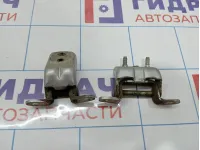 Петли двери задней левой комплект Nissan Primera (P12)