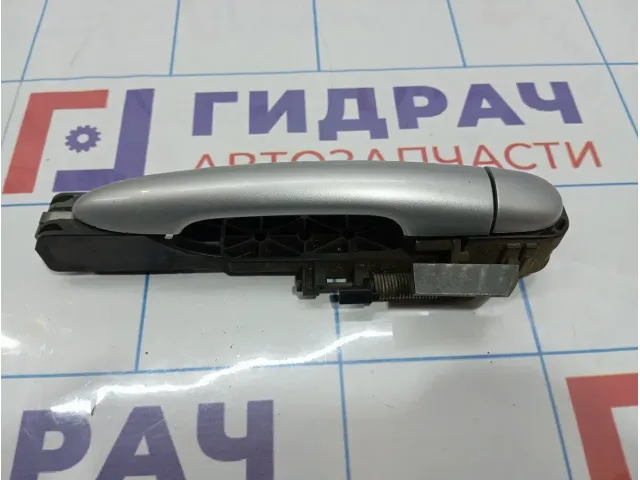 Ручка двери передней правой наружная Nissan Primera (P12)