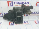 Пыльник двигателя боковой правый Nissan Primera (P12) 75896-AV600