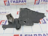 Пыльник двигателя боковой правый Nissan Primera (P12) 75896-AV600
