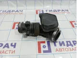 Патрубок воздушного фильтра Nissan Primera (P12) 16578-AU000