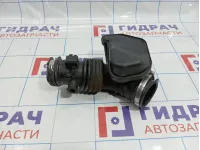 Патрубок воздушного фильтра Nissan Primera (P12) 16578-AU000