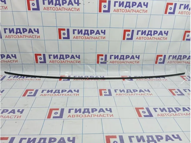 Молдинг крыши правый Nissan Primera (P12) 73852-AV600