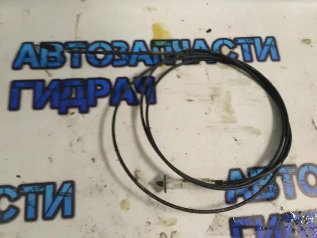 Трос лючка бензобака Nissan Primera P12