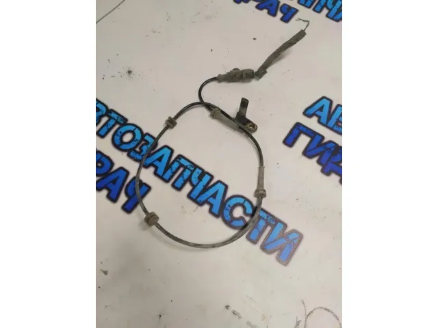 Датчик ABS задний правый Nissan Primera P12E 47900AV710 Отличное состояние.
