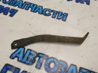 Кронштейн КПП Nissan Primera P12E 304312F000 Отличное состояние.