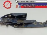 Петля крышки багажника правая Nissan Primera P12 84400-AV630.