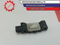 Датчик AIR BAG Nissan Primera P12 98582-AX300.