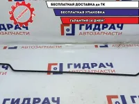 Держатель капота Nissan Primera P12 65771AV600.