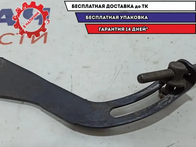 Планка натяжения ремня генератора Nissan Primera P12 1193295F0A.