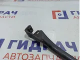 Кронштейн впускного коллектора правый Nissan Primera P12 14018-6N000.