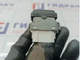 Кнопка центрального замка Nissan Primera (P12) 25210-BA000.