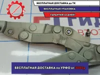Петля крышки багажника правая Nissan Primera (P12) 84400-AV630.