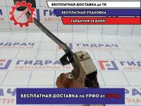 Педаль сцепления Nissan Primera (P12) 46503-AV820. Потертость.