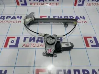 Стеклоподъемник электрический задний правый Nissan Qashqai (J10) 82700-JD400.